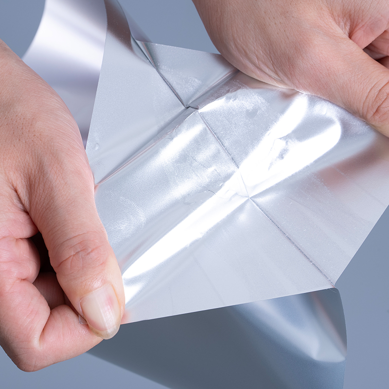 Película autoadhesiva de PET plateada mate para inyección de tinta