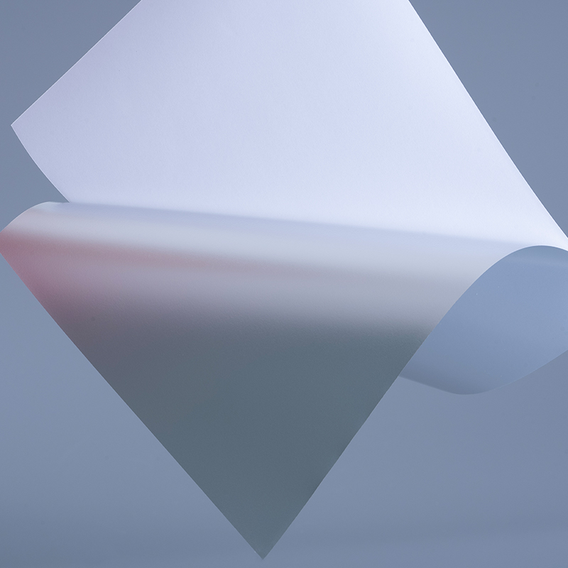 Película autoadhesiva de PET plateada mate para inyección de tinta